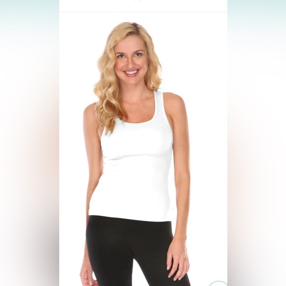 The Bra30 Hipster in Black is the Perfect Layering Tank. NWT. Size Medium. - Picture 5 of 7